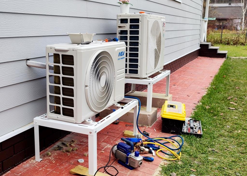 Установка кондиционеров в Москве